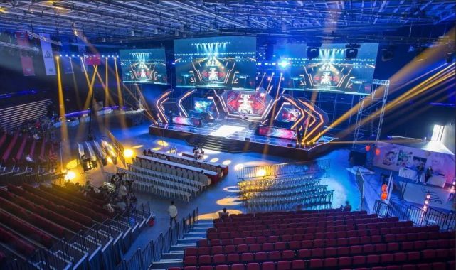 队表现失利 队表现失利