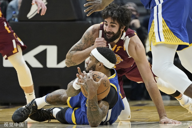 他在关键回 他在关键回