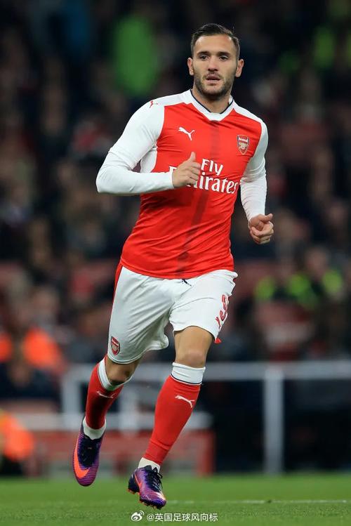 恰恰藏在他